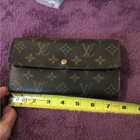 Authentic Louis Vuitton Monogram Porte Montaigne Billets Tresor Sara Long Wallet - Picture 8 of 15